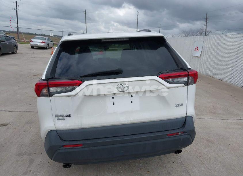 Photo 16 of 2019 Toyota Rav4 XLE PREMIUM (VIN 2T3C1RFV9KC007255)