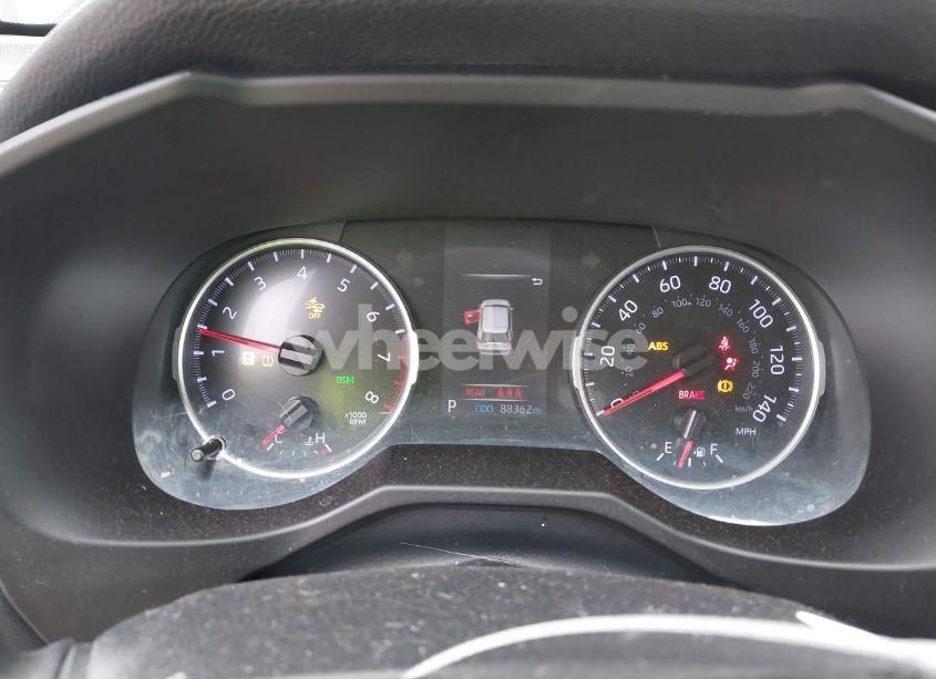 Photo 7 of 2019 Toyota Rav4 XLE PREMIUM (VIN 2T3C1RFV9KC007255)