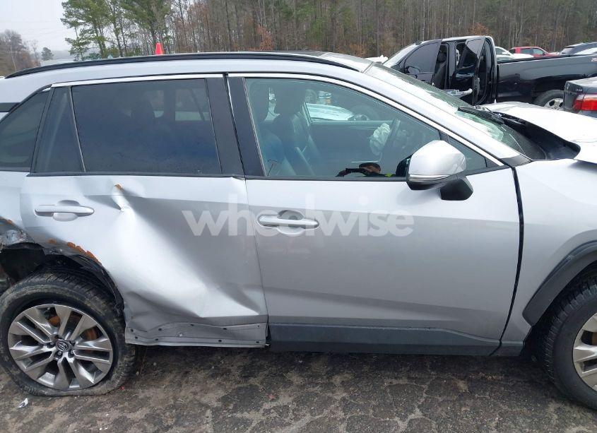 Photo 12 of 2019 Toyota Rav4 XLE PREMIUM (VIN 2T3C1RFV9KW021624)