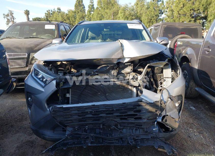 Photo 13 of 2019 Toyota Rav4 XLE PREMIUM (VIN 2T3C1RFV9KW055093)