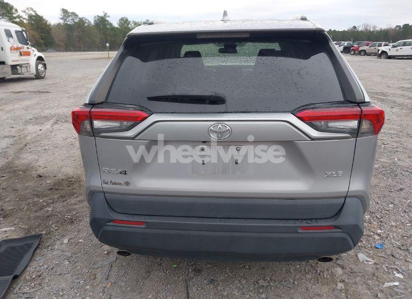 Photo 16 of 2021 Toyota Rav4 XLE PREMIUM (VIN 2T3C1RFV9MC124112)