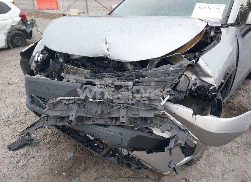 Photo 6 of 2021 Toyota Rav4 XLE PREMIUM (VIN 2T3C1RFV9MC124112)