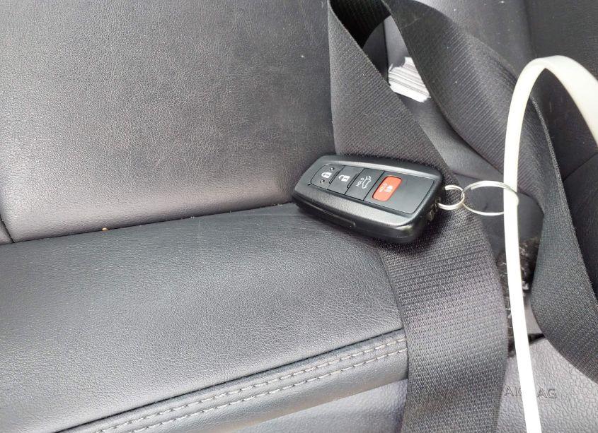 Photo 11 of 2022 Toyota Rav4 XLE PREMIUM (VIN 2T3C1RFV9NW207748)