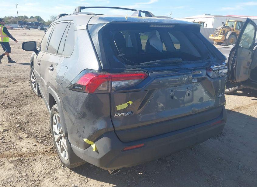 Photo 3 of 2023 Toyota Rav4 XLE PREMIUM (VIN 2T3C1RFV9PC250801)