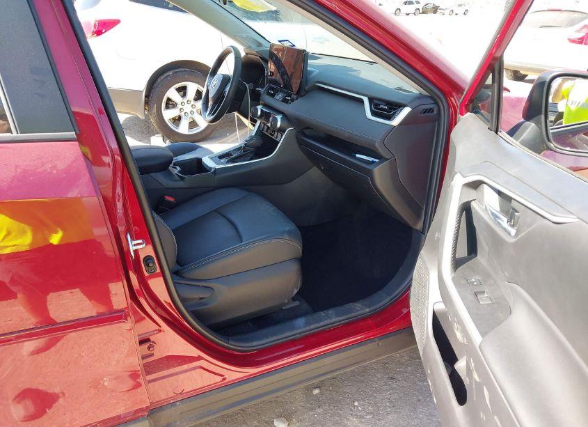 Photo 5 of 2023 Toyota Rav4 XLE PREMIUM (VIN 2T3C1RFV9PW248531)