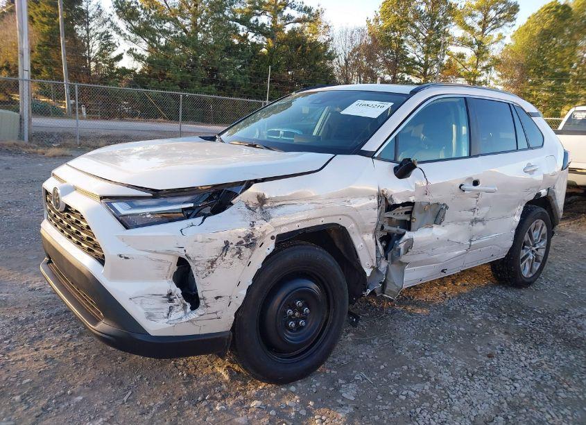 Photo 6 of 2024 Toyota Rav4 XLE PREMIUM (VIN 2T3C1RFV9RW345988)