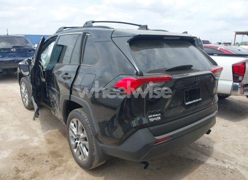 Photo 3 of 2025 Toyota Rav4 XLE PREMIUM (VIN 2T3C1RFV9SC323495)