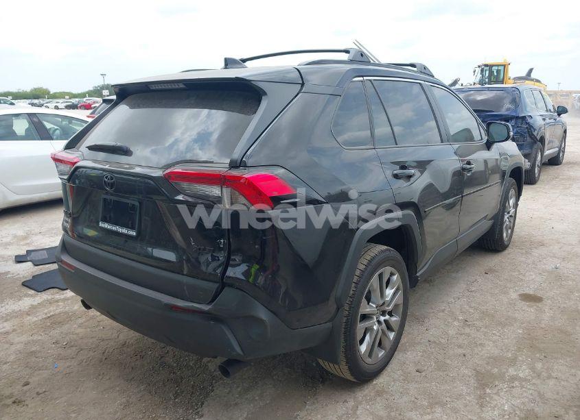 Photo 4 of 2025 Toyota Rav4 XLE PREMIUM (VIN 2T3C1RFV9SC323495)