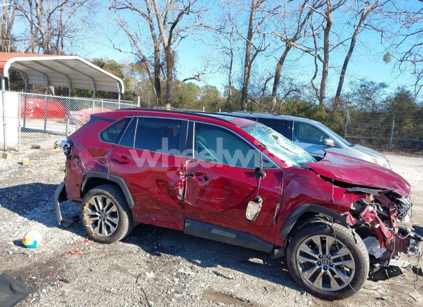 Photo 12 of 2019 Toyota Rav4 XLE PREMIUM (VIN 2T3C1RFVXKW017937)