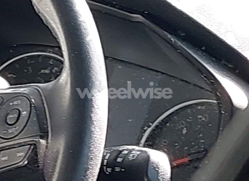 Photo 14 of 2019 Toyota Rav4 XLE PREMIUM (VIN 2T3C1RFVXKW017937)