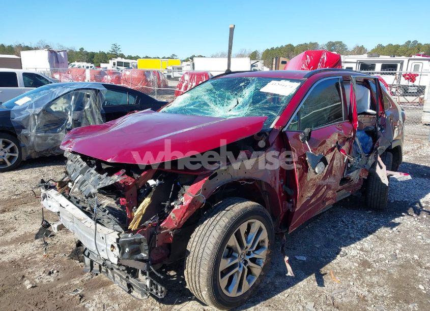 Photo 6 of 2019 Toyota Rav4 XLE PREMIUM (VIN 2T3C1RFVXKW017937)