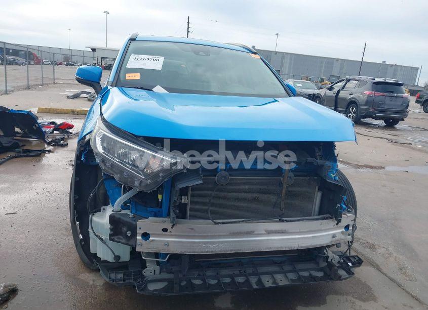 Photo 13 of 2020 Toyota Rav4 XLE PREMIUM (VIN 2T3C1RFVXLW086449)