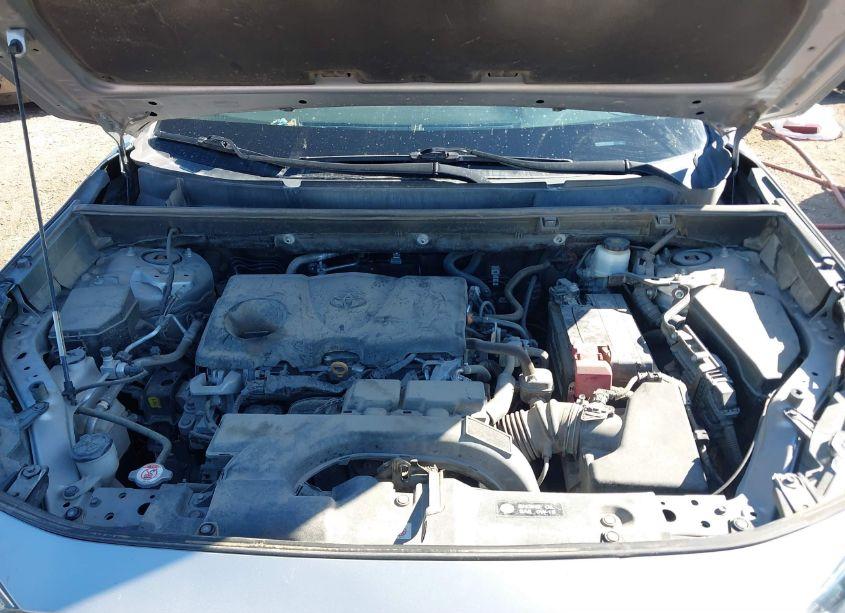 Photo 10 of 2020 Toyota Rav4 XLE PREMIUM (VIN 2T3C1RFVXLW095426)