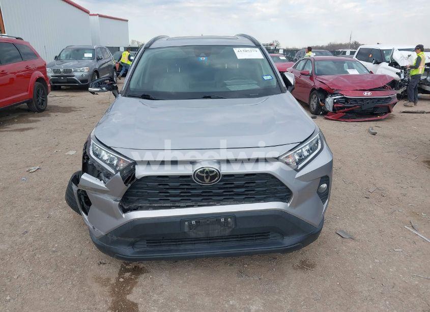 Photo 12 of 2021 Toyota Rav4 XLE PREMIUM (VIN 2T3C1RFVXMC106718)