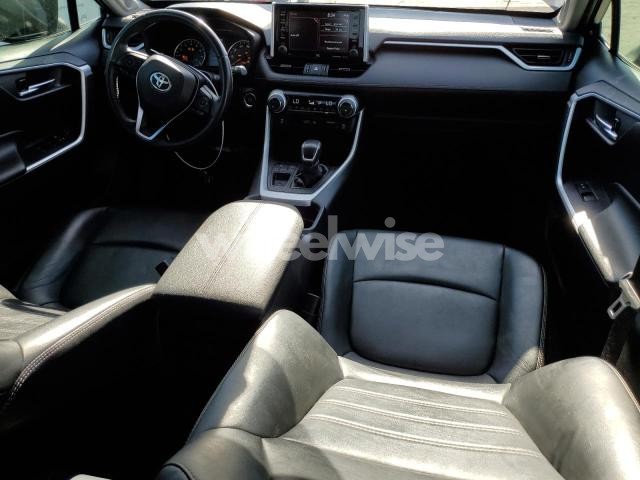 Photo 5 of 2021 TOYOTA RAV4 XLE PREMIUM (VIN 2T3C1RFVXMC108503)