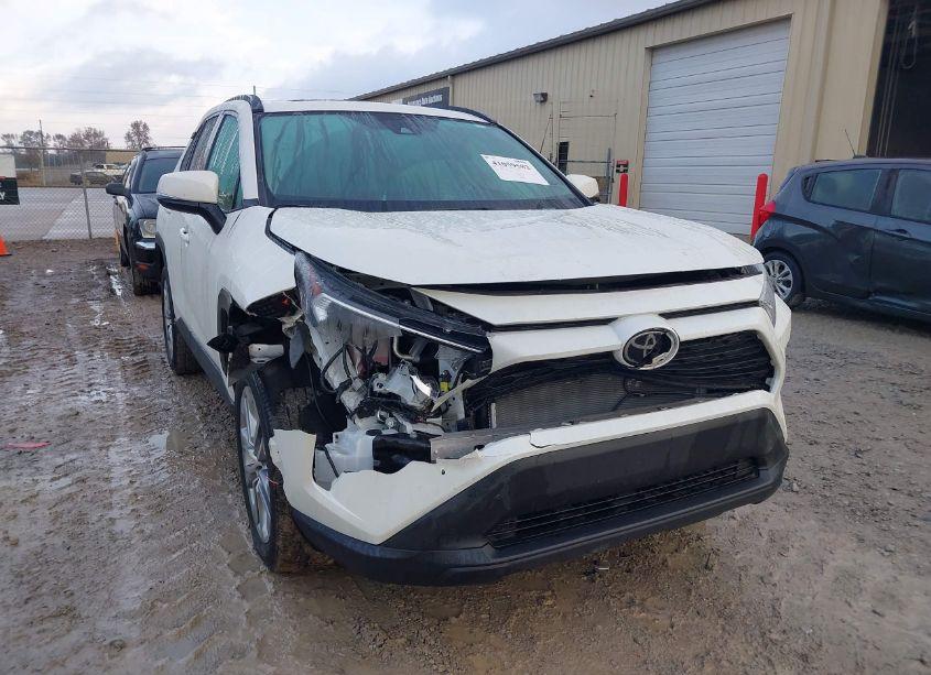 Photo 6 of 2021 Toyota Rav4 XLE PREMIUM (VIN 2T3C1RFVXMW154802)