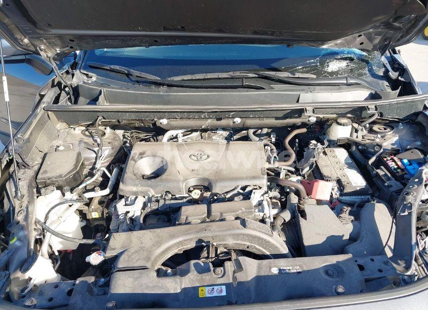 Photo 10 of 2021 Toyota Rav4 XLE PREMIUM (VIN 2T3C1RFVXMW180428)