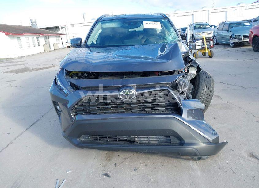 Photo 12 of 2021 Toyota Rav4 XLE PREMIUM (VIN 2T3C1RFVXMW180428)