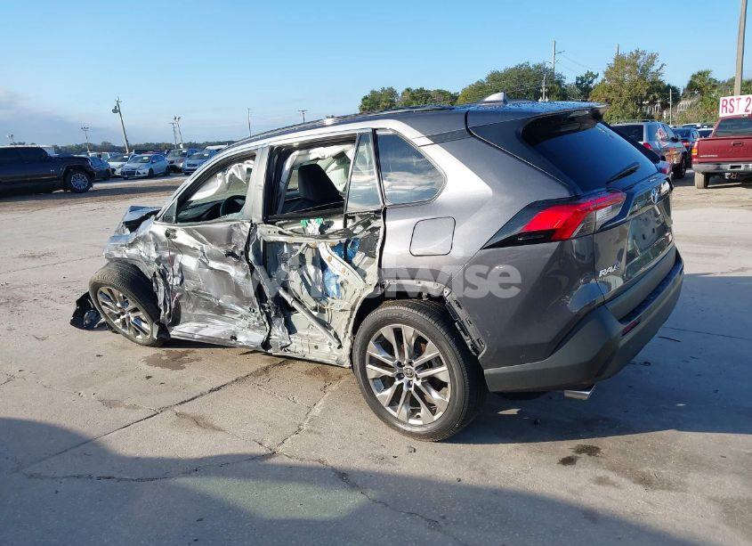 Photo 14 of 2021 Toyota Rav4 XLE PREMIUM (VIN 2T3C1RFVXMW180428)