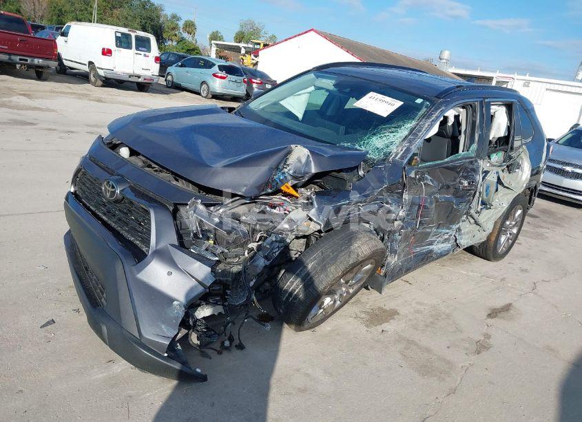 Photo 6 of 2021 Toyota Rav4 XLE PREMIUM (VIN 2T3C1RFVXMW180428)