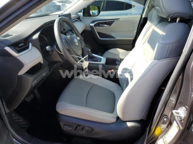 Photo 10 of 2022 TOYOTA RAV4 XLE PREMIUM (VIN 2T3C1RFVXNC198804)