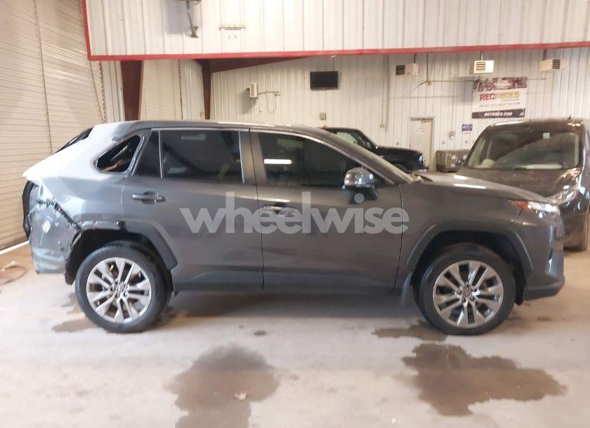 Photo 14 of 2023 Toyota Rav4 XLE PREMIUM (VIN 2T3C1RFVXPC218942)