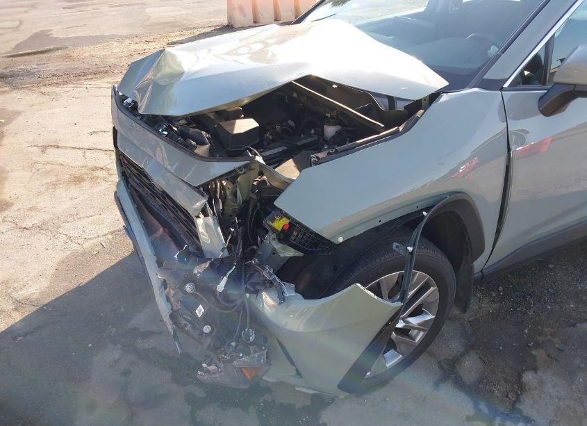 Photo 6 of 2023 Toyota Rav4 XLE PREMIUM (VIN 2T3C1RFVXPW268092)