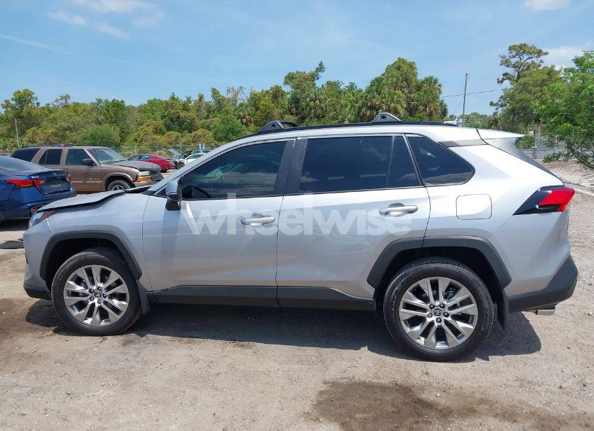 Photo 14 of 2024 Toyota Rav4 XLE PREMIUM (VIN 2T3C1RFVXRC293952)