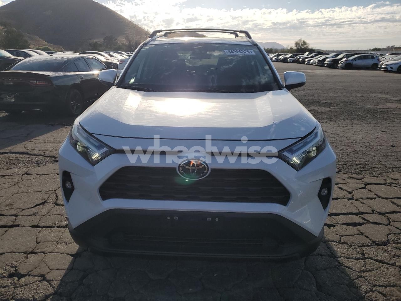 Photo 5 of 2025 TOYOTA RAV4 XLE PREMIUM (VIN 2T3C1RFVXSW417805)