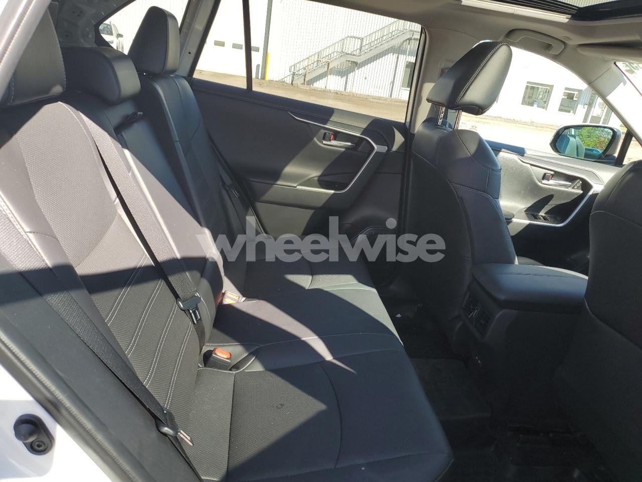 Photo 10 of 2023 TOYOTA RAV4 LIMITED (VIN 2T3D1RFV7PW377307)