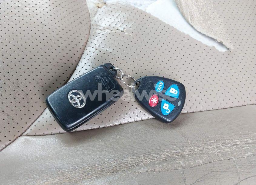 Photo 11 of 2010 Toyota Rav4 LIMITED (VIN 2T3DF4DV2AW025752)