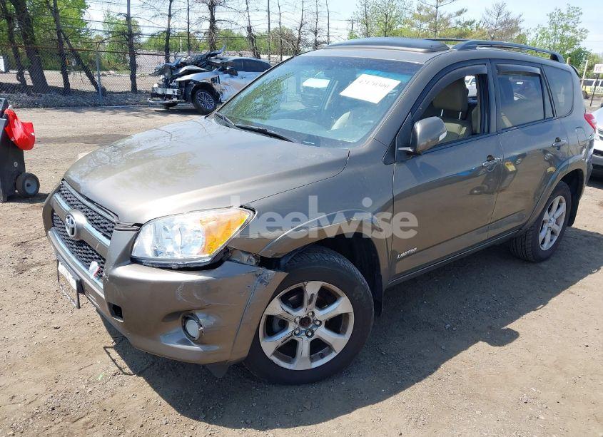Photo 2 of 2012 Toyota Rav4 LIMITED (VIN 2T3DF4DV3CW212095)