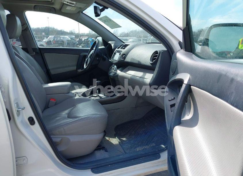 Photo 5 of 2012 Toyota Rav4 LIMITED (VIN 2T3DF4DV6CW261565)