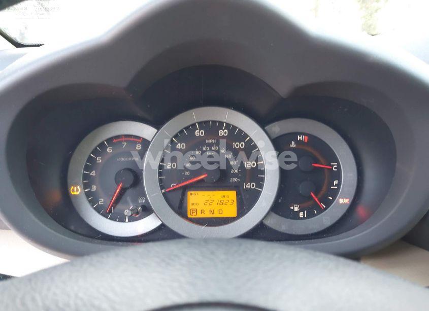 Photo 7 of 2011 Toyota Rav4 LIMITED (VIN 2T3DF4DV7BW100057)