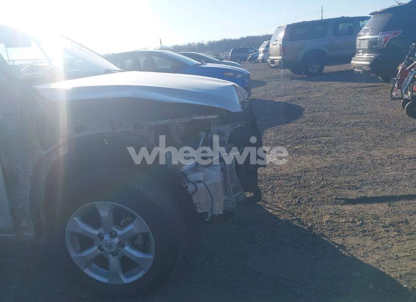 Photo 19 of 2010 Toyota Rav4 LIMITED (VIN 2T3DF4DV9AW048896)