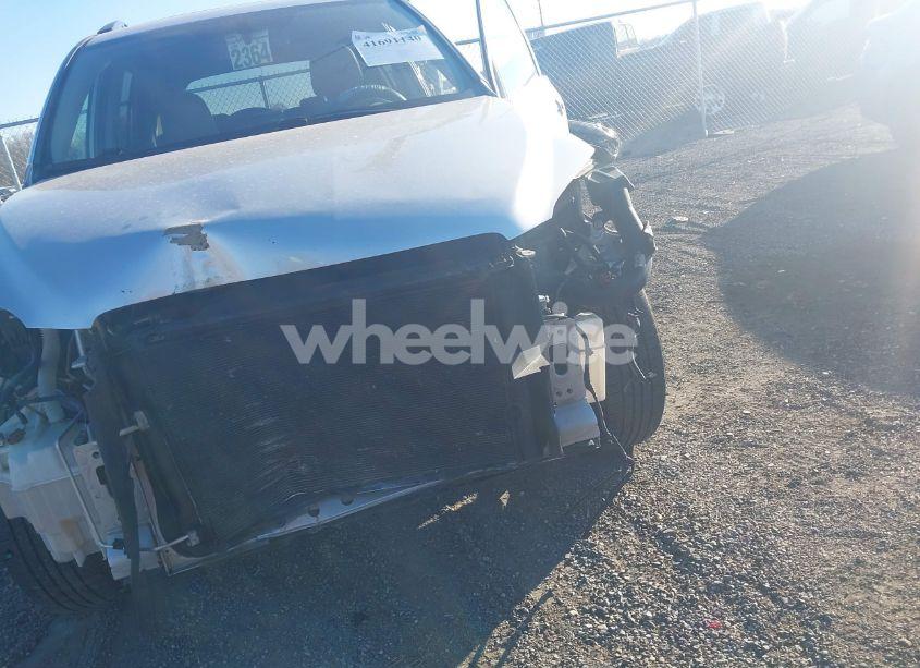 Photo 21 of 2010 Toyota Rav4 LIMITED (VIN 2T3DF4DV9AW048896)