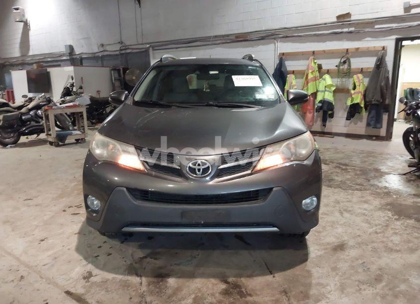 Photo 12 of 2014 Toyota Rav4 LIMITED (VIN 2T3DFREV0EW134213)