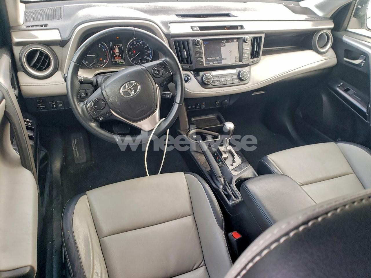 Photo 8 of 2016 TOYOTA RAV4 LIMITED (VIN 2T3DFREV1GW457219)