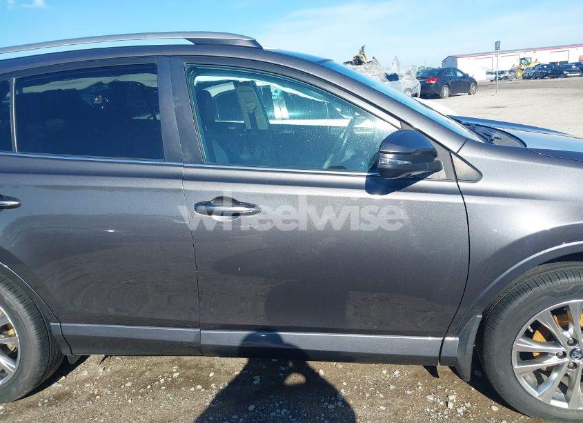 Photo 13 of 2018 Toyota Rav4 PLATINUM (VIN 2T3DFREV1JW732093)