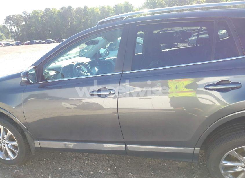 Photo 14 of 2018 Toyota Rav4 PLATINUM (VIN 2T3DFREV1JW732093)