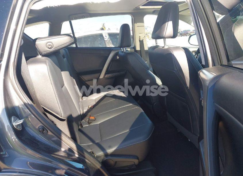 Photo 8 of 2018 Toyota Rav4 PLATINUM (VIN 2T3DFREV1JW732093)