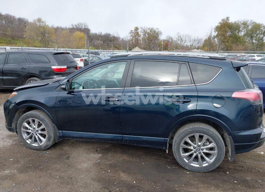 Photo 14 of 2018 Toyota Rav4 PLATINUM (VIN 2T3DFREV1JW764834)