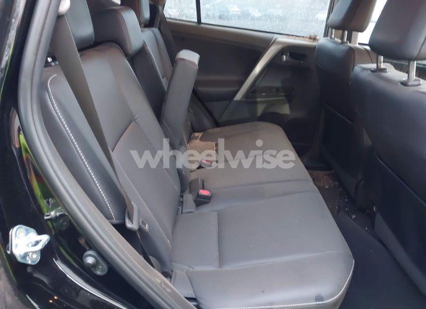 Photo 8 of 2018 Toyota Rav4 LIMITED (VIN 2T3DFREV1JW799695)