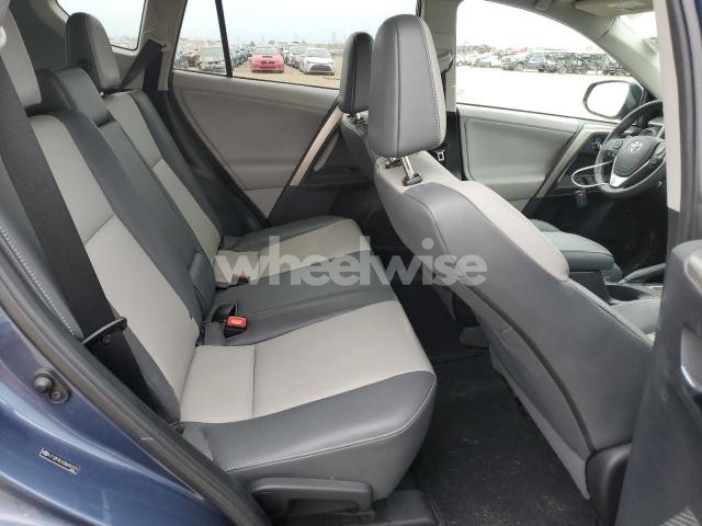 Photo 3 of 2013 TOYOTA RAV4 LIMITED (VIN 2T3DFREV2DW101275)