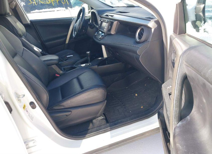 Photo 5 of 2015 Toyota Rav4 LIMITED (VIN 2T3DFREV2FW253365)