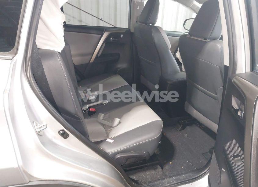 Photo 8 of 2015 Toyota Rav4 LIMITED (VIN 2T3DFREV2FW323544)