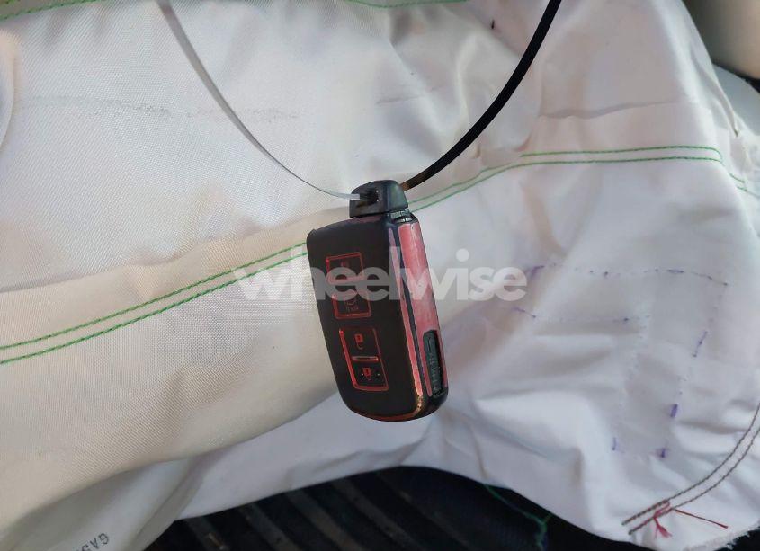 Photo 11 of 2015 Toyota Rav4 LIMITED (VIN 2T3DFREV2FW384487)