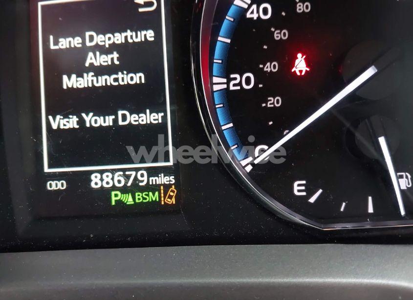 Photo 16 of 2016 Toyota Rav4 LIMITED (VIN 2T3DFREV2GW490598)