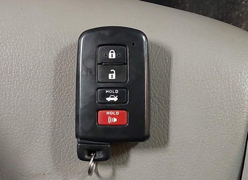 Photo 11 of 2016 Toyota Rav4 LIMITED (VIN 2T3DFREV2GW490925)