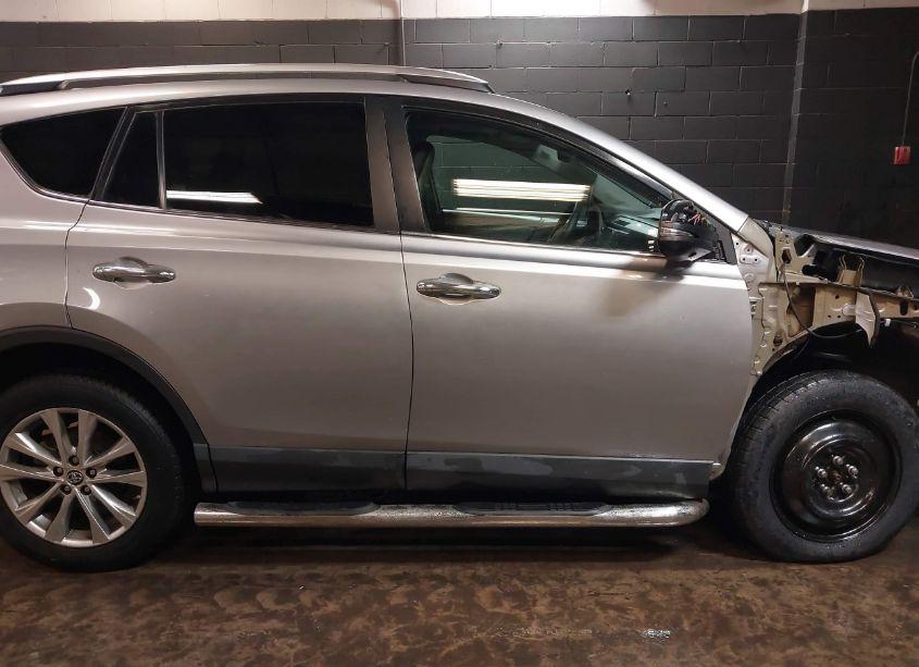 Photo 14 of 2016 Toyota Rav4 LIMITED (VIN 2T3DFREV2GW490925)